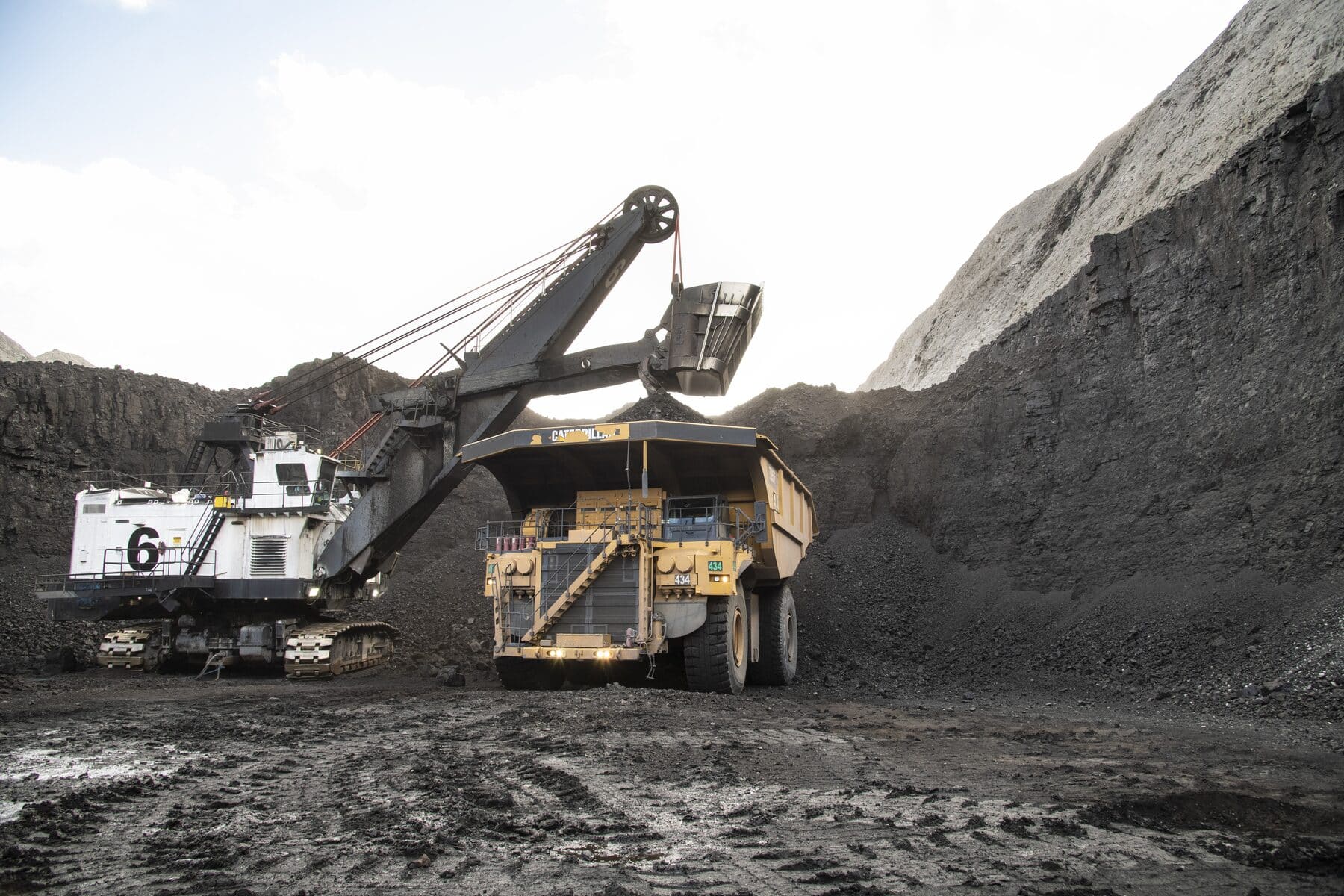 Electric mining shovel loading a haul truck